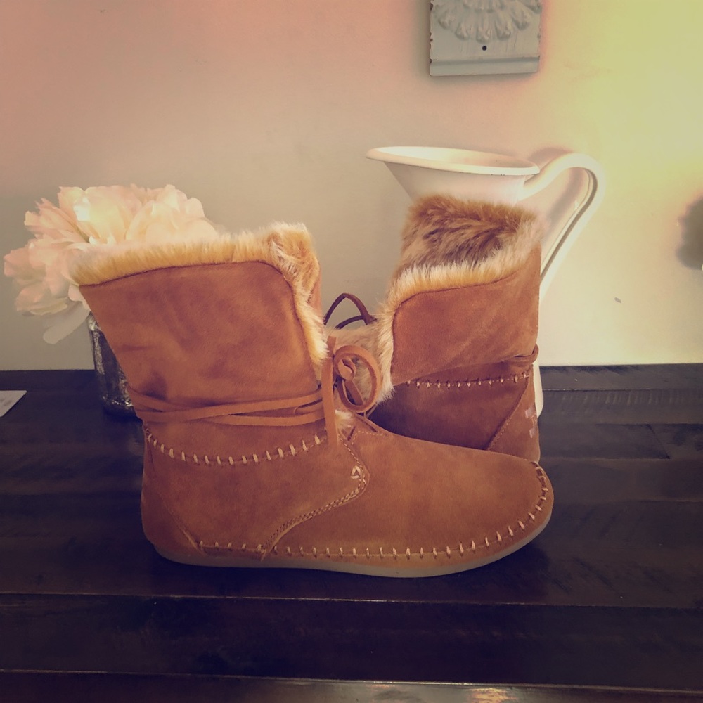 Toms Zahara Boots